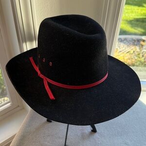 American Hat Co Black Felt Hat w/Red Band & Accents. Cowboy/Western Size 6 5/8.